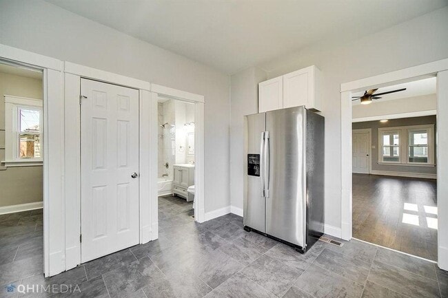 Foto del edificio - 2134 Atchison Ave