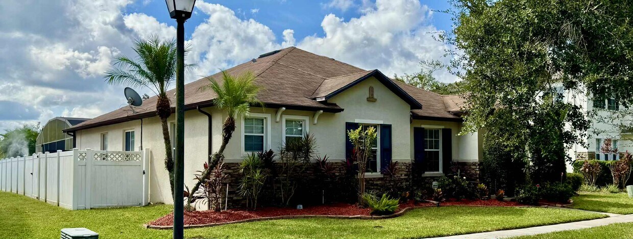 Foto principal - 2348 Wild Tamarind Blvd