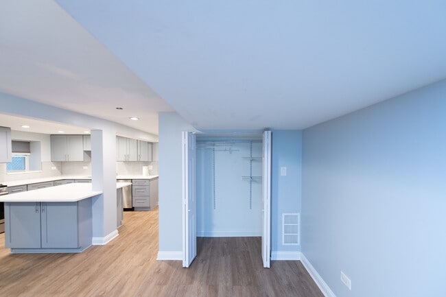 Foto del edificio - 4807 N Paulina St