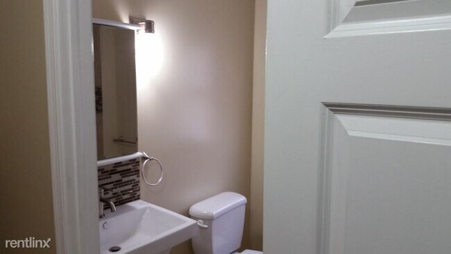 Foto del edificio - 4 br, 2 bath House - 36 W Melrose Ave