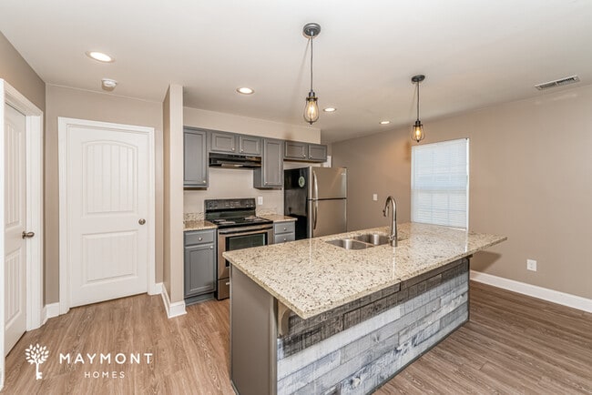 Foto del edificio - 3215 6th Ave N