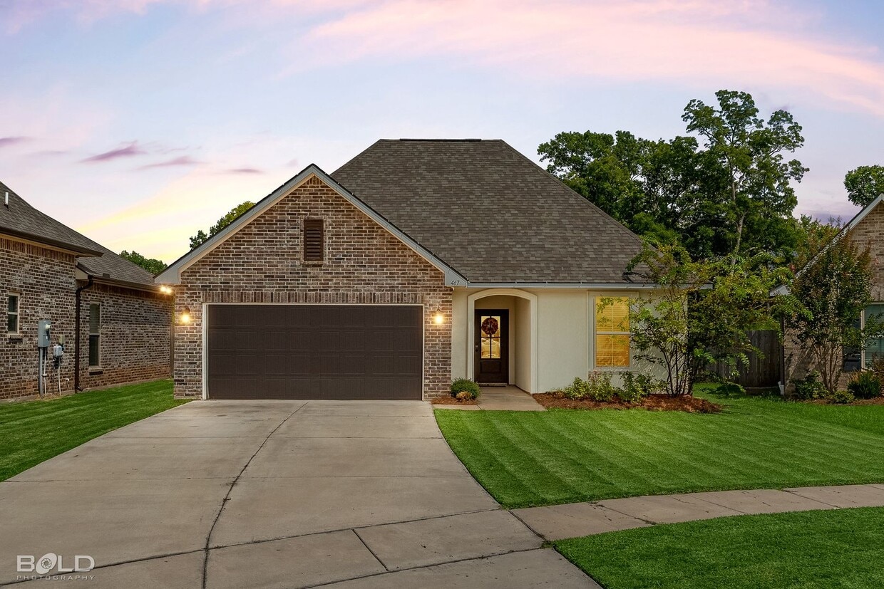 Primary Photo - Gorgeous Home For Rent!!