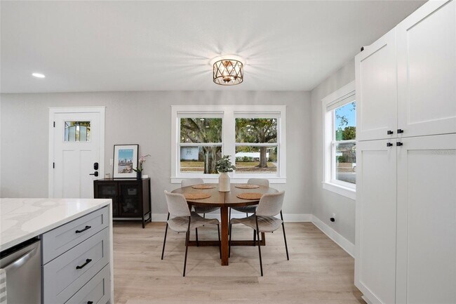 Foto del edificio - 3515 19th St N