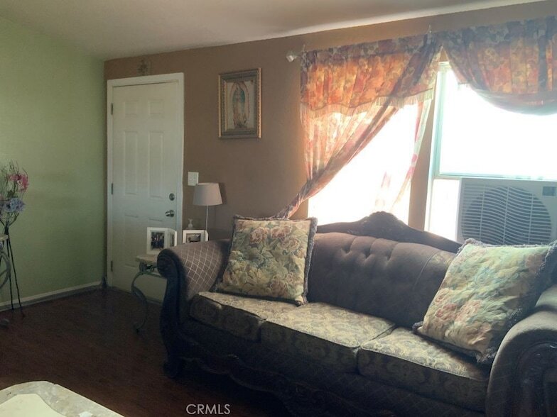 Foto del edificio - 36145 Acorn Rd