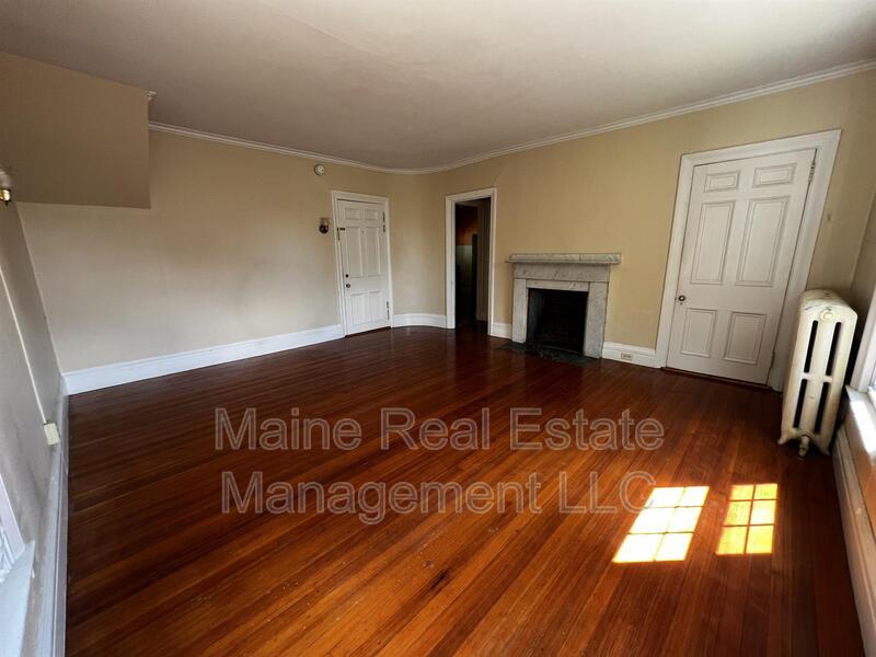 24 Grove St Unit Apt. C, Bangor, ME 04401 Condo for Rent in Bangor