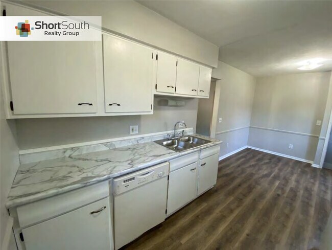 Building Photo - 4017 Burchfield Dr
