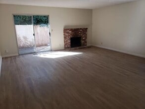 Building Photo - 1531 Downing Ave