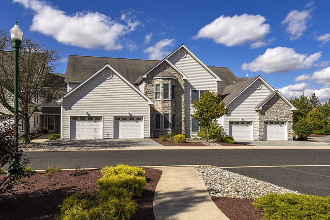 Foto del edificio - Springhouse Townhomes