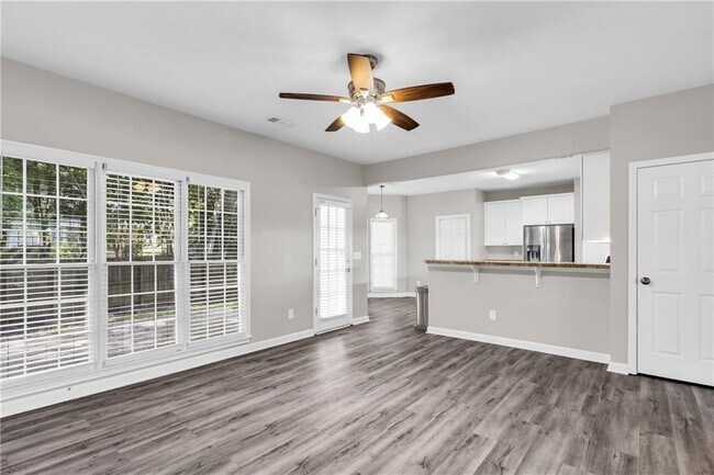 Building Photo - 10655 Victory Gate Dr