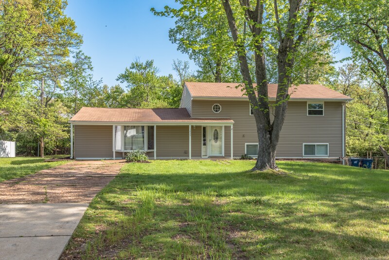 1255 Vero Ln, Ellisville, MO 63011 House Rental in Ellisville, MO