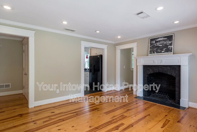 Foto del edificio - 1672 Cecile Ave SE