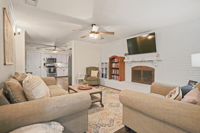 Foto del edificio - 4302 42nd St