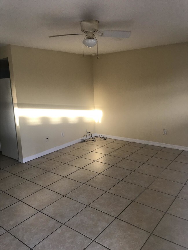 Foto del edificio - 2903 Parker Ave