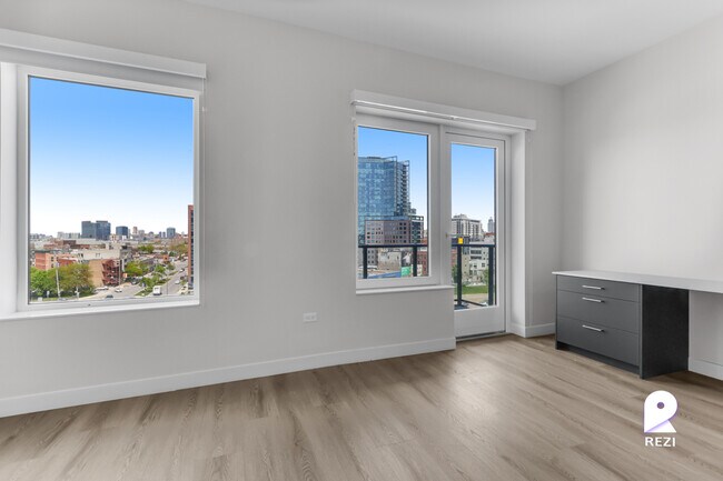 Foto del edificio - 670 N May St