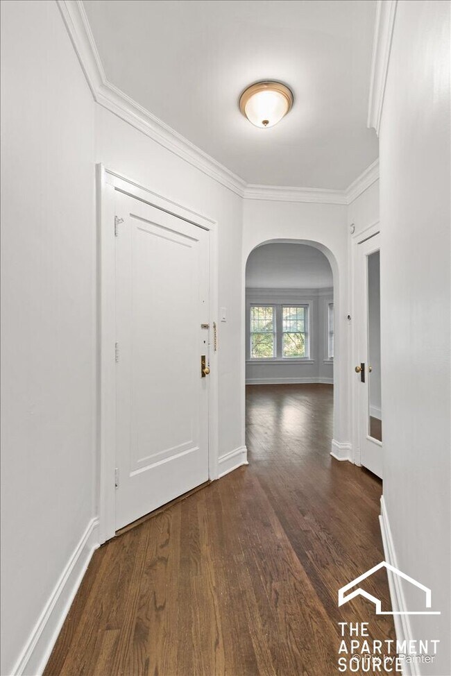 Foto del edificio - 5428 N Campbell Ave