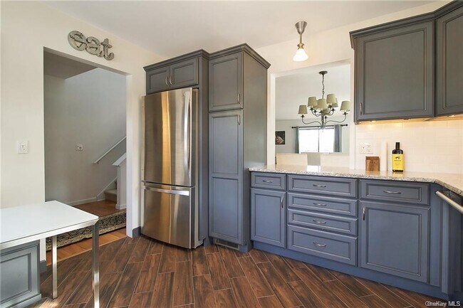 Foto del edificio - 701 Scenic Ln