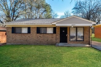 Building Photo - 453 Charter Ave