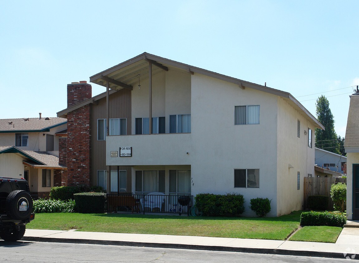 Foto del edificio - 718-722 Janetwood Dr