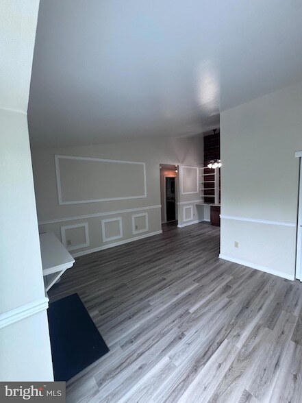 Foto del edificio - 2049 Lucas Ln