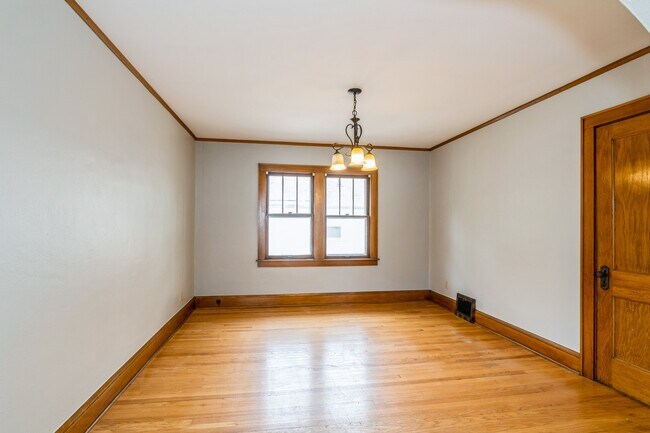 Foto del edificio - 711 Porter St