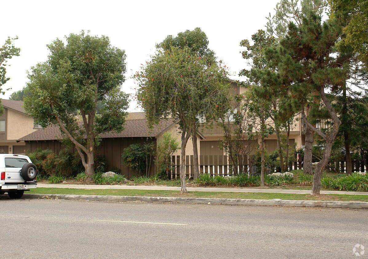 Foto del edificio - 230-242 S Olive St