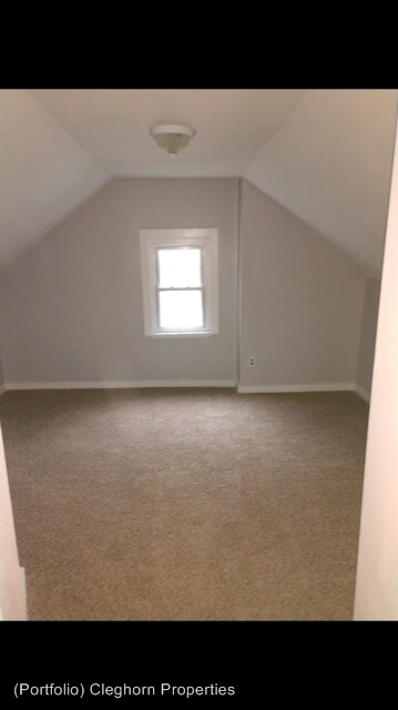 Building Photo - 107-115 Springbrook Ave