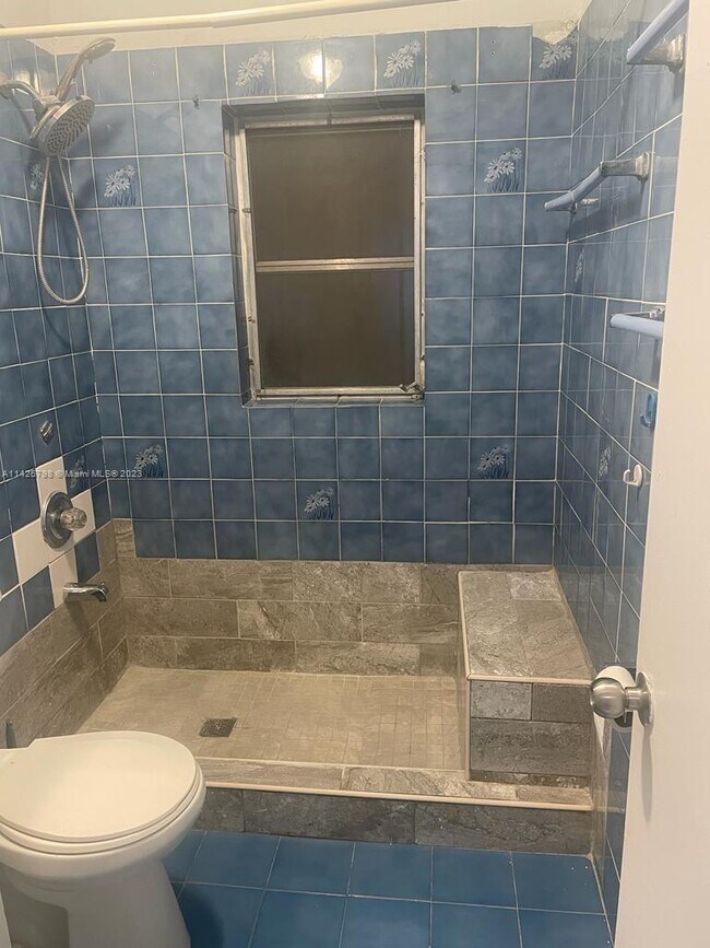 Bathroom - 2993 NW 191st Ter