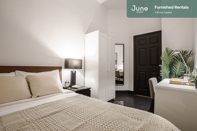 Foto del edificio - #182 Furnished  Apartment in Hell's Kitchen