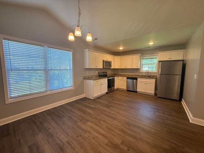 Foto del edificio - Newer 3BR 2BA brick home in close to GM, Corvette Plant, Magna