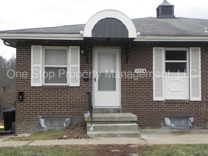 Primary Photo - 11531 E Lexington Ave
