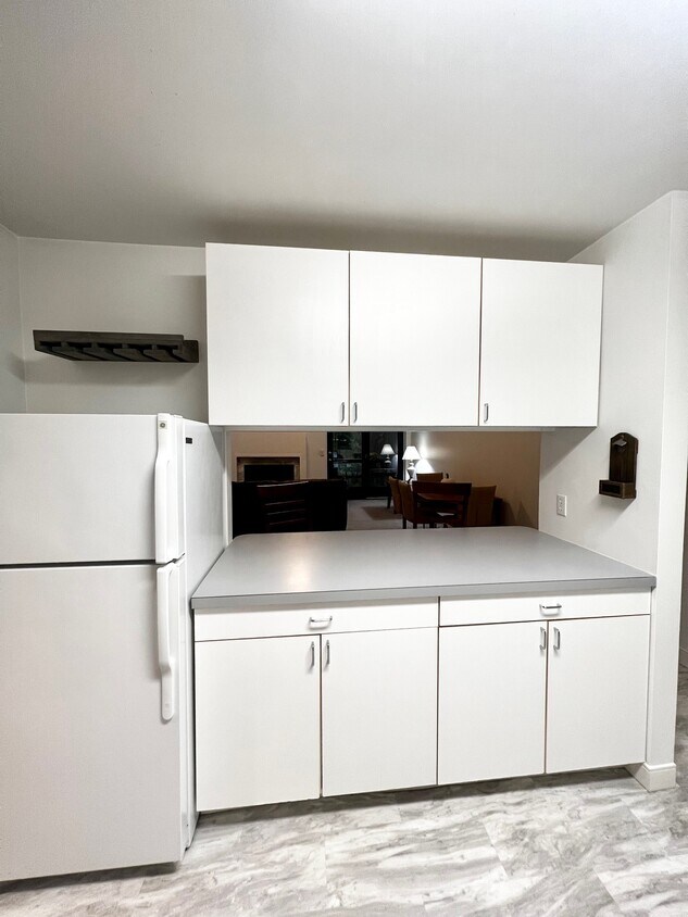 Foto principal - 1047 Danby Rd