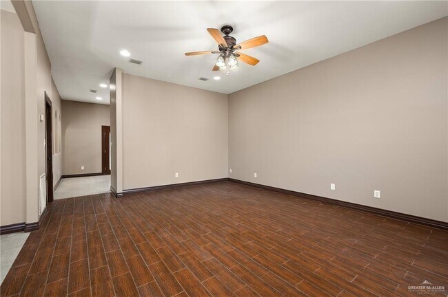 Building Photo - 3105 S Casa Linda St