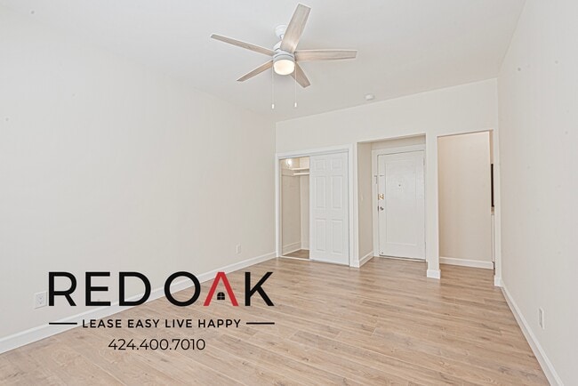 Building Photo - 207 S Berendo St