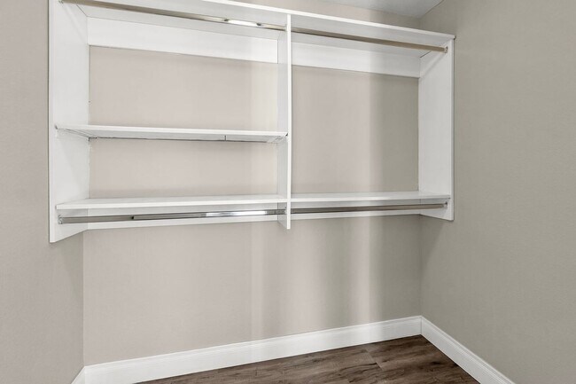 Foto del edificio - 6845 Coley Ave