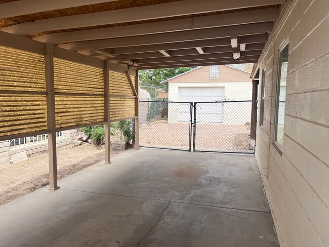 Building Photo - 7833 Hermosillo Dr