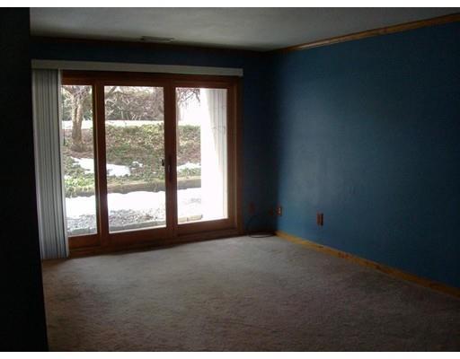 Building Photo - 50 Shrewsbury Green Dr