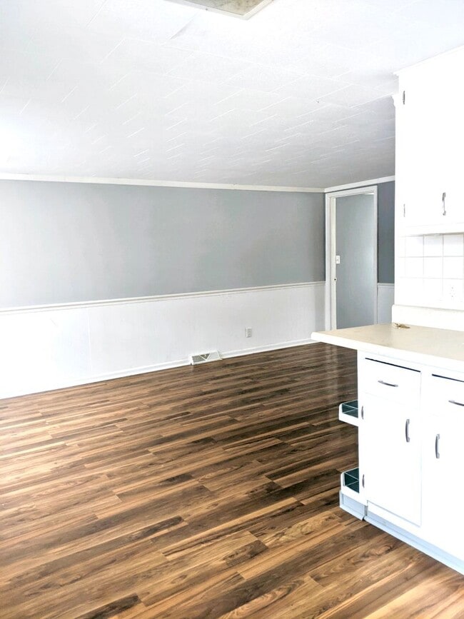 Foto del edificio - 2506-2510 Oriole