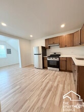 Building Photo - 3140 N Kimball Ave