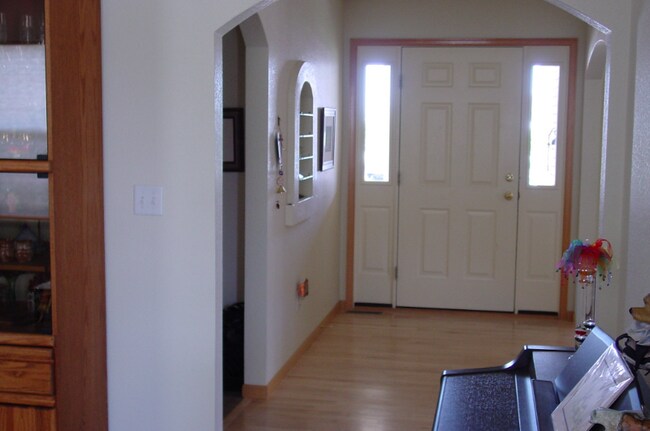 Building Photo - 5953 Twin Wash Square