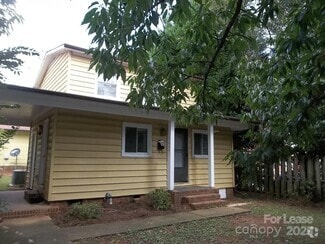 Building Photo - 4024 Rosehaven Dr