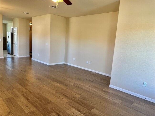 Building Photo - 401 Tula Trail