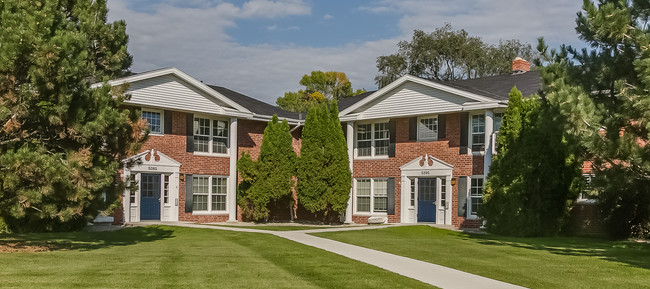 Building Photo - Tuckaway Heights Apartments