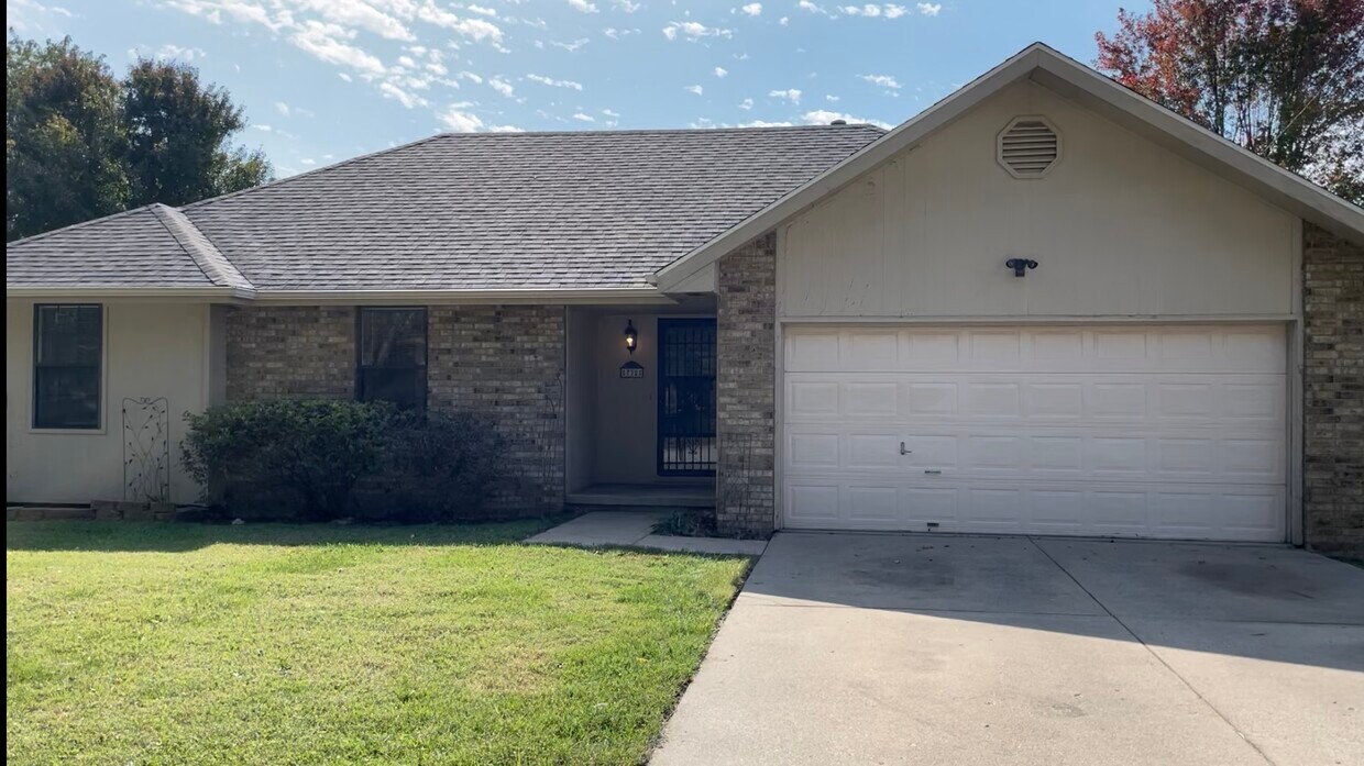 732 W Downing St, Springfield, MO 65807 House for Rent in Springfield