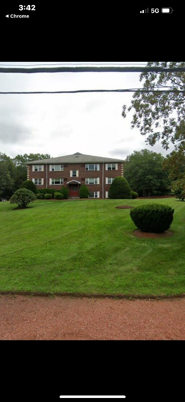 Building Photo - 118 Parker St