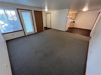 Building Photo - 2 bedroom in Snohomish WA 98290