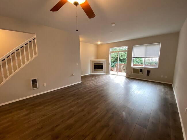 Foto del edificio - 14290 SW Cougar Ridge Dr