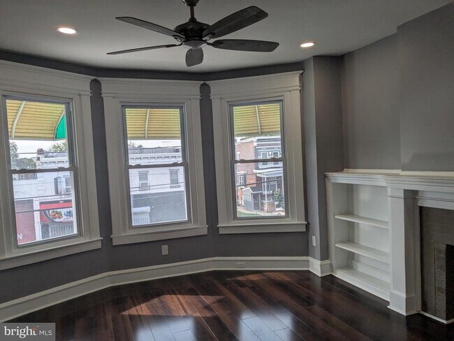Foto del edificio - 539 W Olney Ave