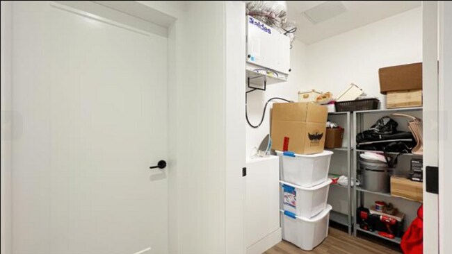 Photo du bâtiment - Beautiful Executive 2x2 on Cambie St