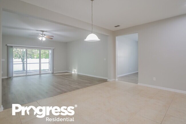 Building Photo - 430 Hefferon Dr