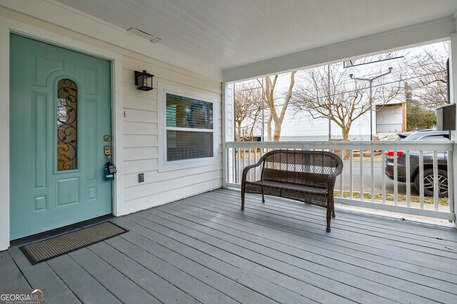 Foto del edificio - 559 Angier Ave NE